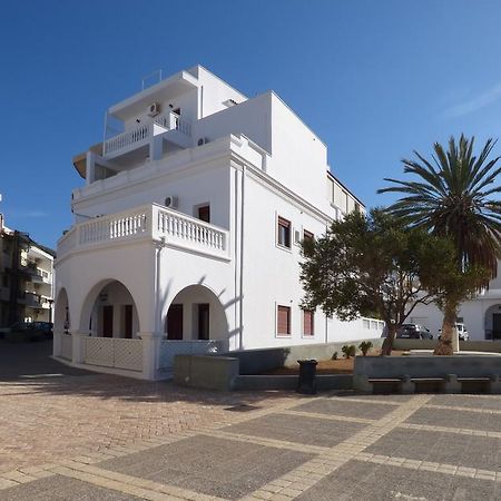 White House Hotel-Apart Karpathos Town  Exterior photo
