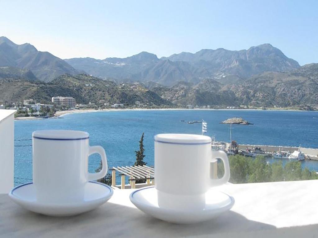 White House Hotel-Apart Karpathos Town  Exterior photo