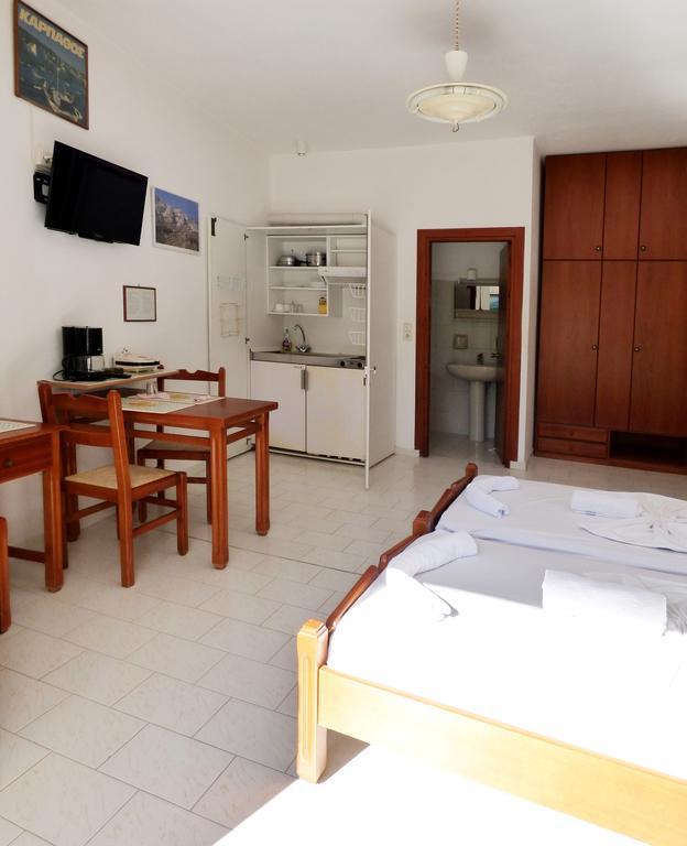 White House Hotel-Apart Karpathos Town  Exterior photo