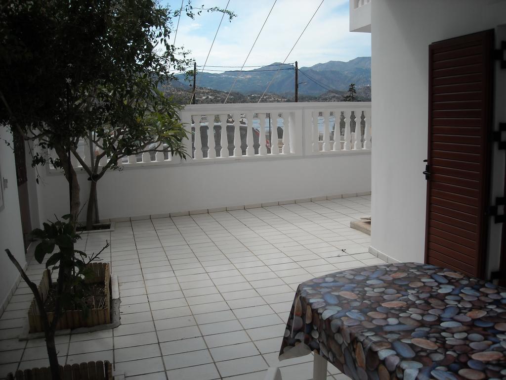 White House Hotel-Apart Karpathos Town  Exterior photo