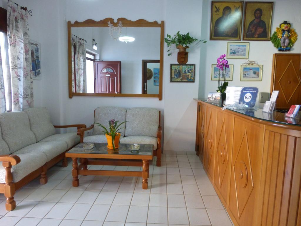 White House Hotel-Apart Karpathos Town  Exterior photo