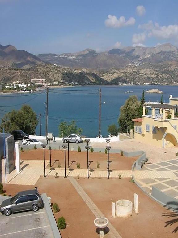 White House Hotel-Apart Karpathos Town  Exterior photo