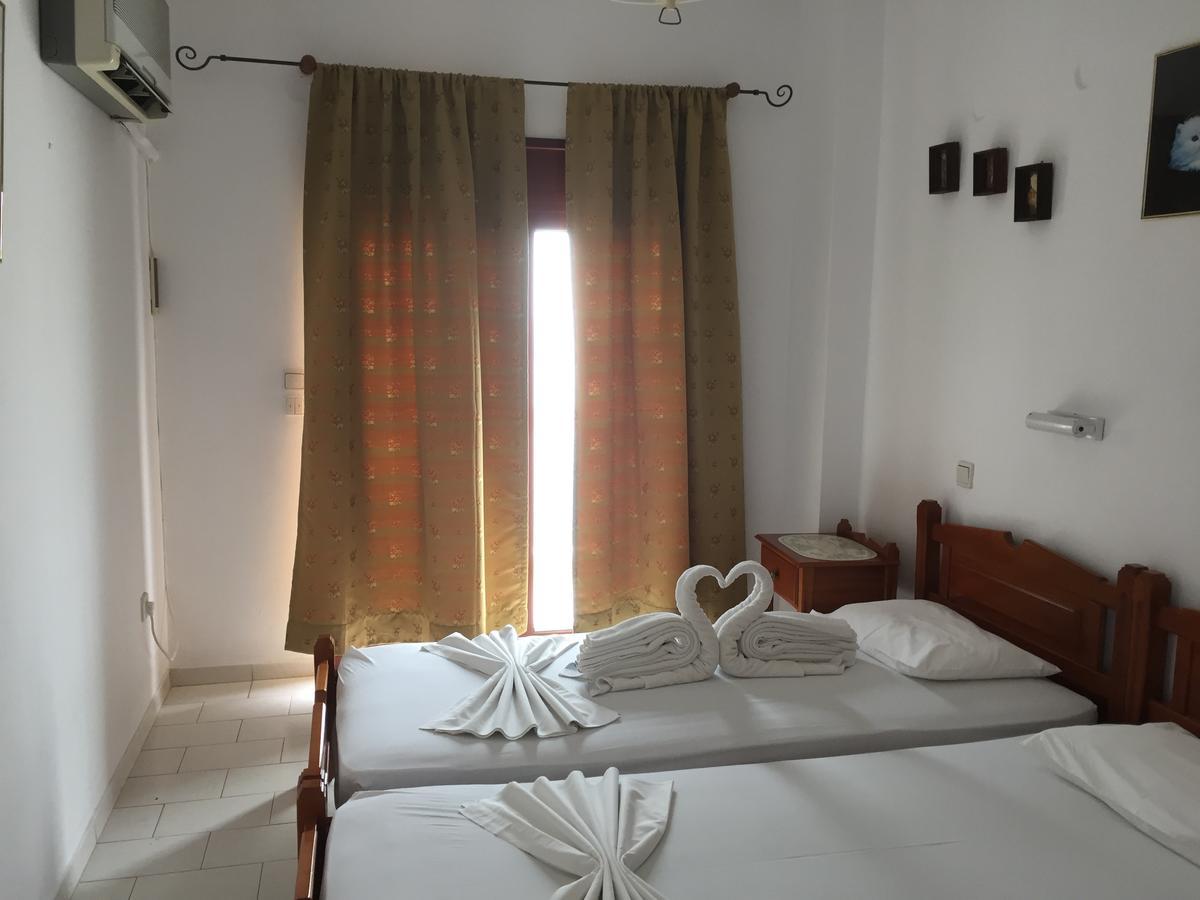 White House Hotel-Apart Karpathos Town  Exterior photo